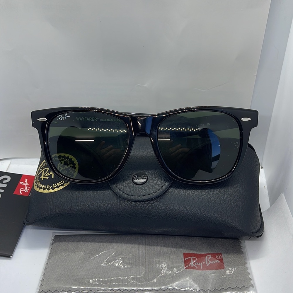 BNWT Rayban Wayfarer Unisex 2140 Black with G15 lenses - Picture 4 of 8